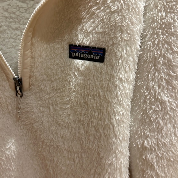 Patagonia Women’s White Fleece Los Gatos Quarter Zip Pullover - Picture 2 of 4